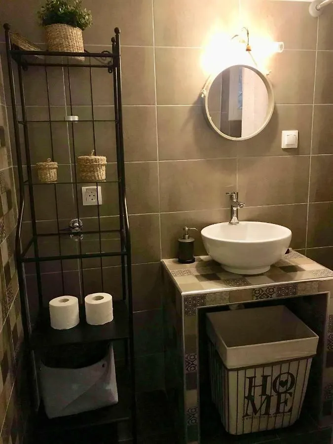 Astors Home Salonic 0*,  Grecia